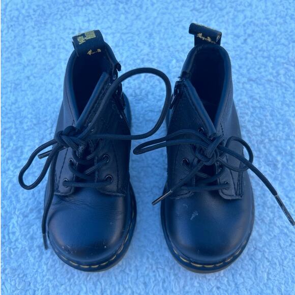 Dr.Martens Infant 1460 Softy T Leather Lace Up Boots in Black Size 5 - Picture 3 of 6